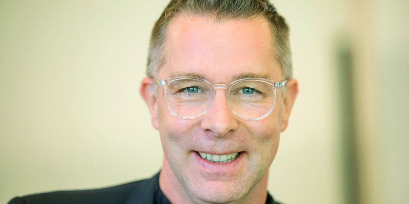 Porträt von Prof. Jan Loffeld