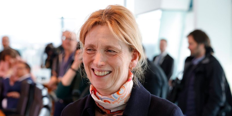 Porträt von Karin Prien bei einer Veranstaltung